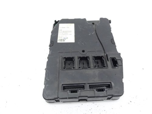 Boîtier UCH 8200309690 Renault Megane 2, Scenic 2 Neuf Origine