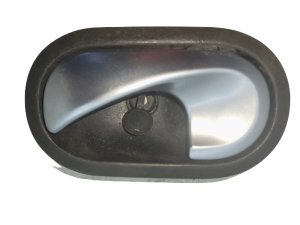 Poignée de porte gauche 8200028487 OE Renault Megane Scenic