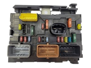 Calculateur BSM-L11 Peugeot Citroen 9661087080 