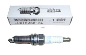 Bougie d'allumage 1.2 VTI 1654509380 Nouvelle OE PSA C1 II
