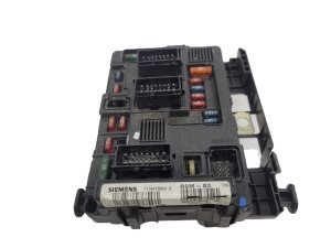 Calculateur BSM B3 PSA 9643498880 T118470003G Siemens 