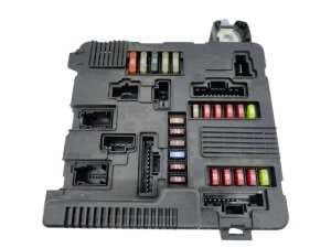 Calculateur De Confort UPC 82 00 306 033 Renault Megane 2 Neuf Origine