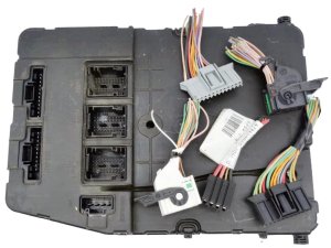 Calculateur de Confort UCH N2 S118400150C Renault Megane 2 8200351182 Occasion