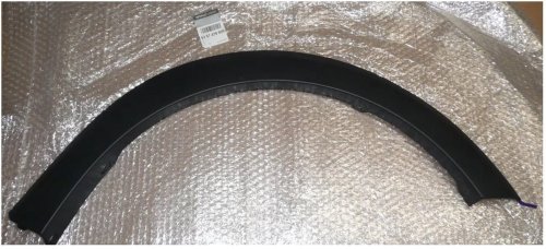 Bande De Passage De Roue Avant Droite 638747990R Dacia Logan II Original