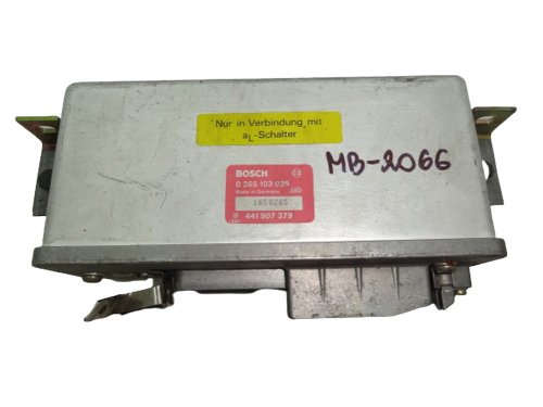 Calculateur Moteur ECU 441907379 Volkswagen Neuf Origine