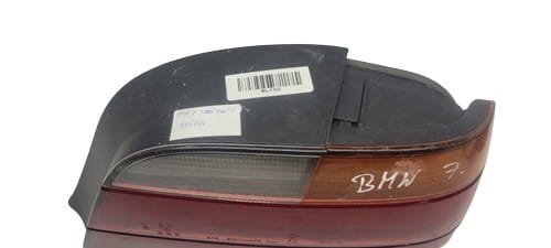 Feu arrière droit 8352026 63218360080 BMW 7 E38