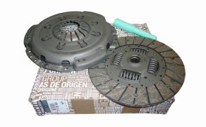 Kit d'Embrayage 7711135965 Renault Master II,Trafic II 1.9DCI Original