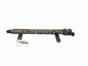 Rampe D'injection 9656917280 9654748880 1570L3 PSA Bosh 2.2HDI