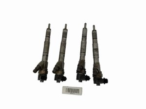 Injecteur complet 2.2 dci 8200010074 Renault