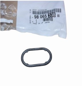 Joint de Radiateur d'Huile De Boîte De Vitesses 9806533880 Peugeot 5008 1.2 THP Original Neuf