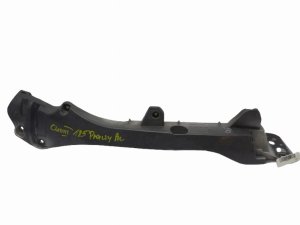 Support,Fixation De Garde-Boue Droit Avant 8200314931 Renault Clio III Kombi