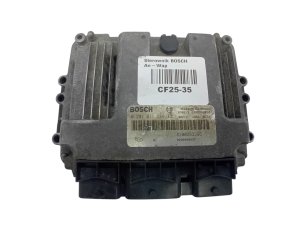 Calculateur ECU 8200263396 8200300537 0281011389 Renault