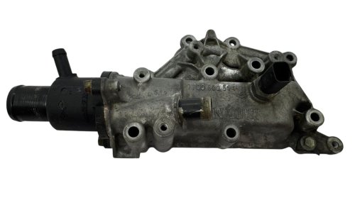 Boitier Thermostat D'eau moteur  1.4 1.6 1.8 2.0 16V 7700600514  Renault Clio II