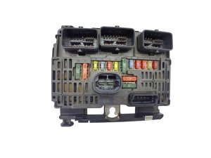Calculateur  BSM L04-00 9661682780 Citroen Peugeot