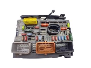 Calculateur BSM-R05-00  9666700480 Citroen Peugeot Delphi