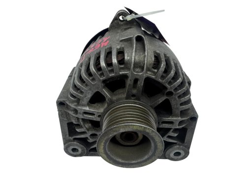 Alternateur 1.5 1.9 dci 8200290215 TG11C022  Valeo  Renault