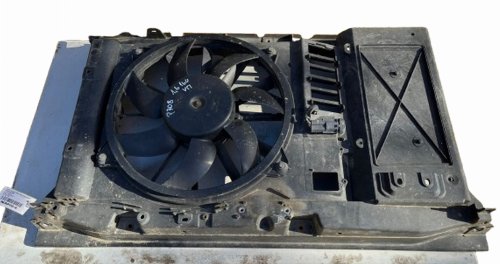 Ventilateur de radiateur avec carter 9680590180 Peugeot 308