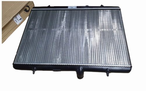 Refroidisseur d'Eau 1330.Y5 1330Y5 Citroën Peugeot 2.0HDI Original Neuf