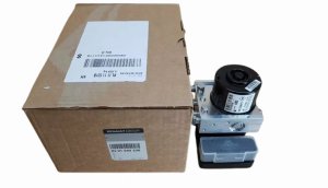 Pompe de frein ABS 8201044236 Renault Twingo II 1.2 16V Original Neuf