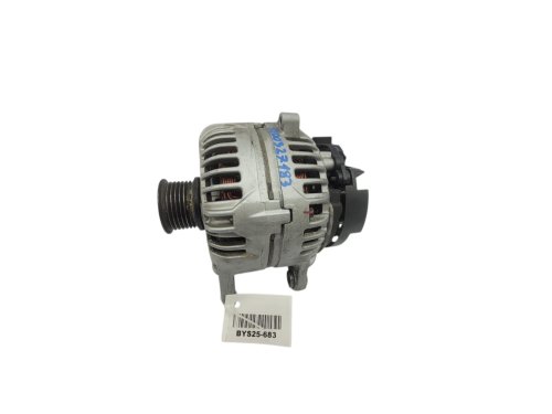 Alternateur 1.4 1.6 8200327183 0124525070 Renault Dacia