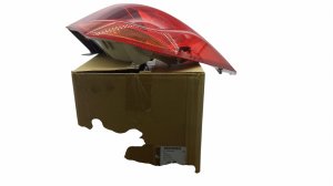 Feu arrière droit 13306454 Opel Astra J Original Neuf