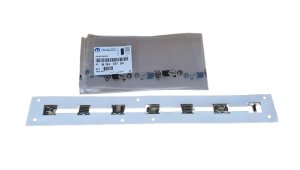 Emblème arrière 98284027DX Peugeot 2008 II d'origine neuf