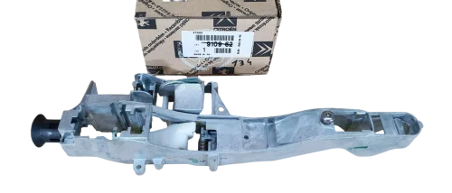 Fixation de Poignée de Porte Droite 910962 9109.62 Peugeot Partner II Original Neuf