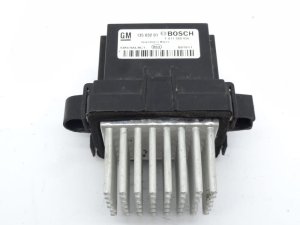 Résistance de Ventilateur, Régulateur de Tension 13503201 Opel Astra J Neuf Origine